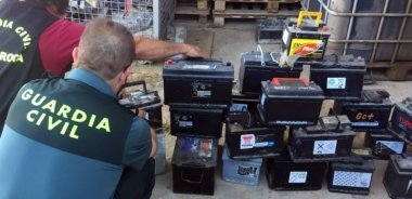 baterías recuperadas por la guardia civil