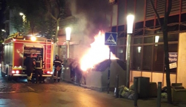 fuego en plaza santo ángel