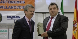 premio a Eduardo Mejías a título póstumo