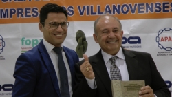 premio a jose antonio Gallardo