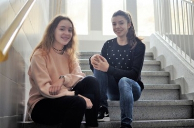 alumnas con becas amancio ortega
