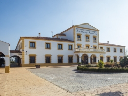 hotel cortijo santa cruz