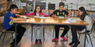 alumnos del colegio santiago de villanueva