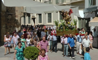 procesión de Santiago en Villanueva