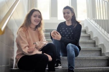 alumnas con becas amancio ortega