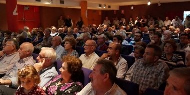 asistentes a la reunión de Arroyo del Campo