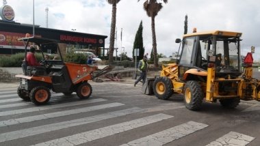 trabajos para instalar semáforos en Villanueva