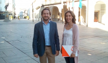 ciudadanos plaza de españa de Villanueva