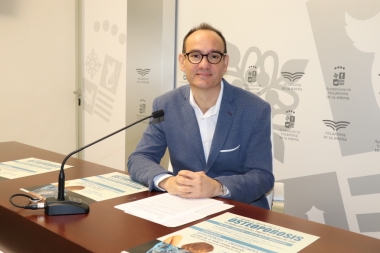 manuel fernandez, concejal de salud
