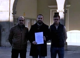 vox en registro ayuntamiento villanueva